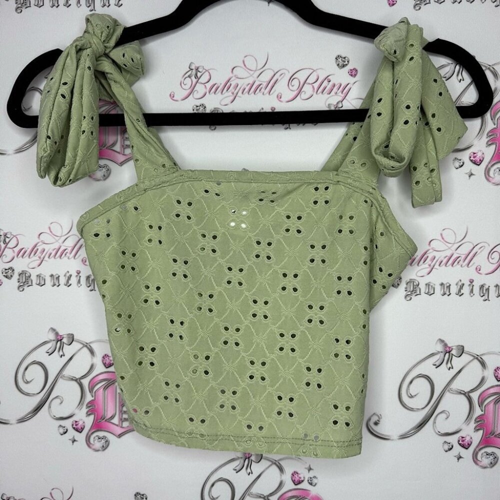 Livi by Olivia Rae top tank tie up ribbon 🎀 shoulders dotted cut out pattern